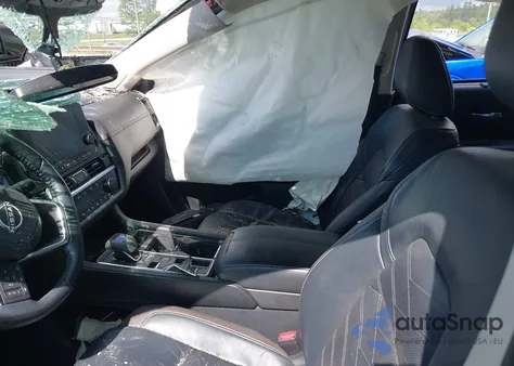 2022 Nissan Pathfinder Platinum 2Wd z USA, uszkodzony, nr VIN 5N1DR3DH2NC221481